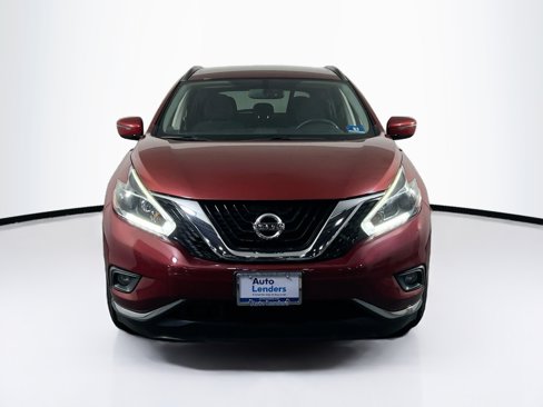 Used 2018 Nissan Murano SV image 2