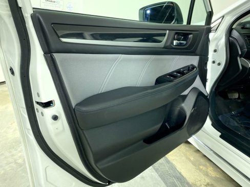 Used 2017 Subaru Legacy 2.5i Sport image 20
