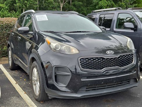 Used 2018 Kia Sportage LX w/ LX Popular Package image 3