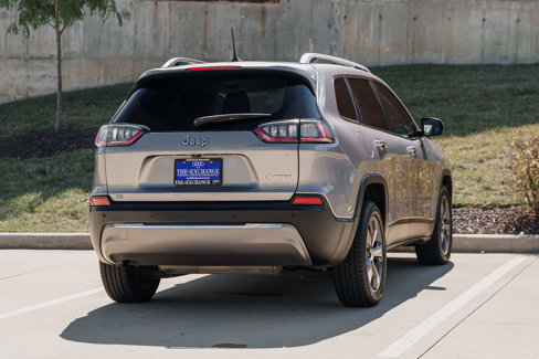 Used 2020 Jeep Cherokee Limited image 4