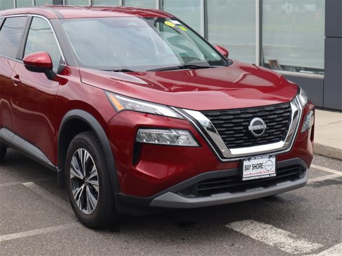 Certified 2022 Nissan Rogue SV image 4