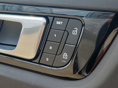 Certified 2023 Porsche Cayenne GTS image 26