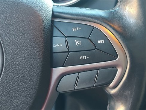 Used 2020 Jeep Grand Cherokee Limited image 25