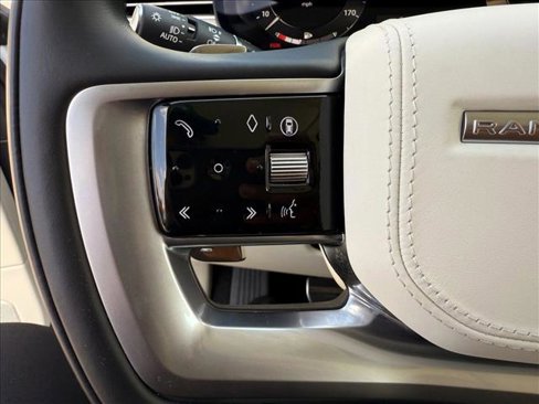 Used 2024 Land Rover Range Rover SE image 21