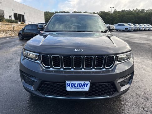 New 2025 Jeep Grand Cherokee Laredo w/ Luxury Tech Group I image 8