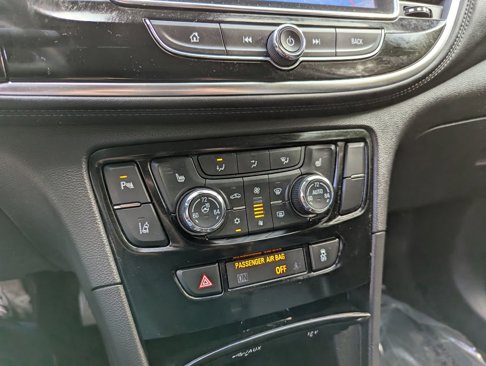 Used 2017 Buick Encore Premium image 12