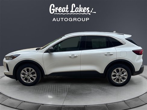 Used 2023 Ford Escape Active image 2