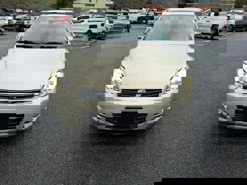 Used 2010 Chevrolet Impala LS image 10