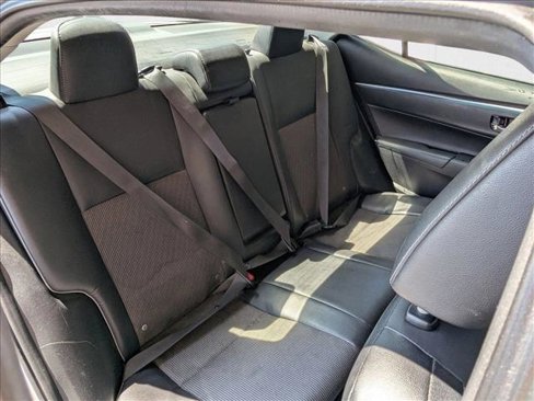 Used 2016 Toyota Corolla S image 18