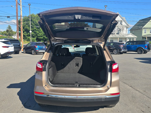 Used 2018 Chevrolet Equinox LT image 16