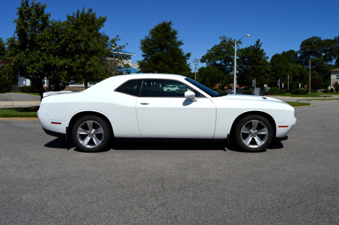 Used 2018 Dodge Challenger SXT image 7