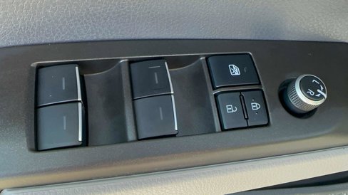 Used 2021 Toyota Camry XLE image 26