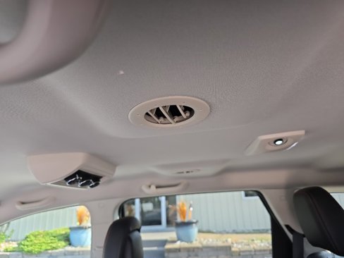 Used 2018 Dodge Journey GT w/ Driver Convenience Group image 40