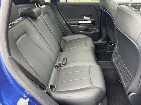 Certified 2025 Mercedes-Benz GLA 250 image 8