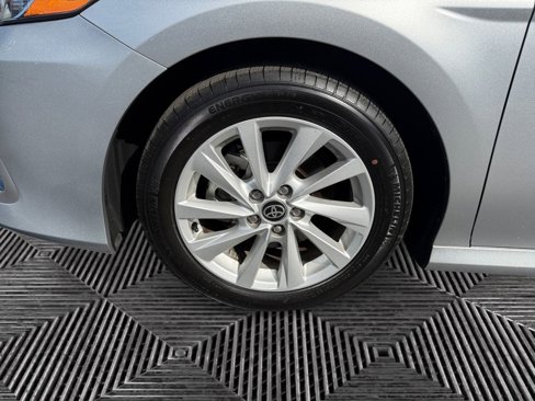 Used 2024 Toyota Camry LE w/ Convenience Package image 14