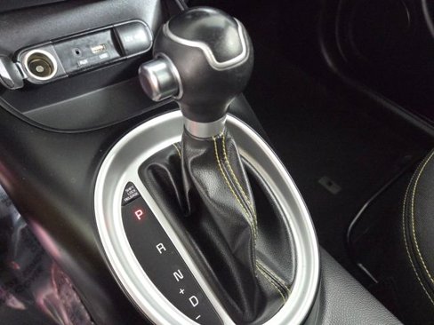 Used 2015 Kia Soul + image 28