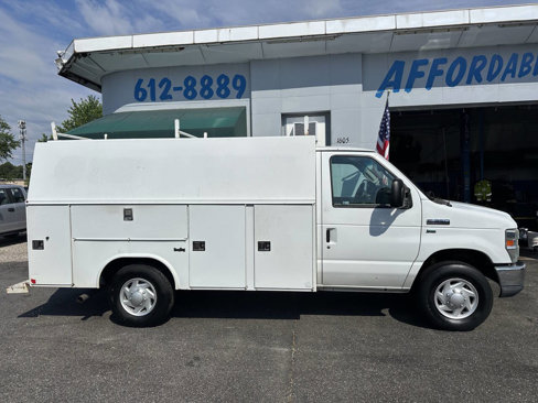 Used 2013 Ford E-350 and Econoline 350 Super Duty w/ PWR Locks & Windows Group image 6