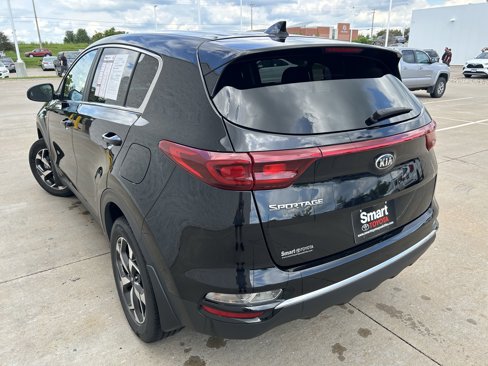 Used 2022 Kia Sportage LX image 4