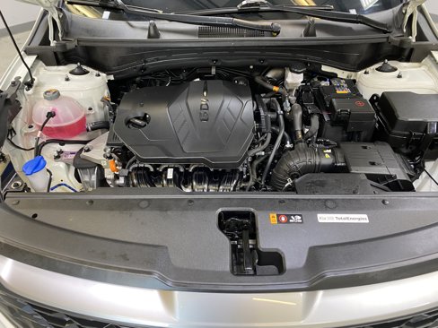 Used 2024 Kia Sportage LX image 10