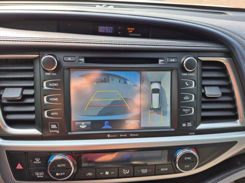 Used 2017 Toyota Highlander Limited Platinum image 47