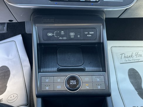 Used 2024 Hyundai Kona Limited image 9
