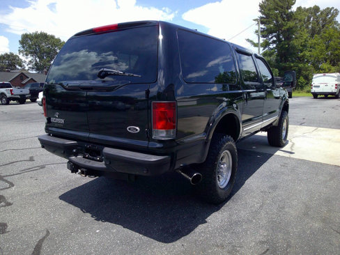 Used 2005 Ford Excursion Limited image 6