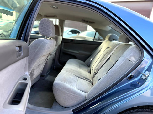 Used 2004 Toyota Camry SE image 20