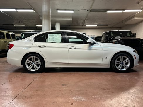 Used 2018 BMW 330e w/ Convenience Package image 6