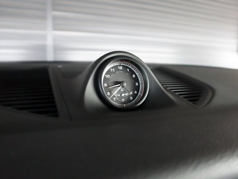Certified 2023 Porsche Macan image 20