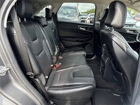 Used 2022 Ford Edge Titanium image 20