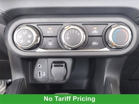 New 2025 Nissan Versa S image 14