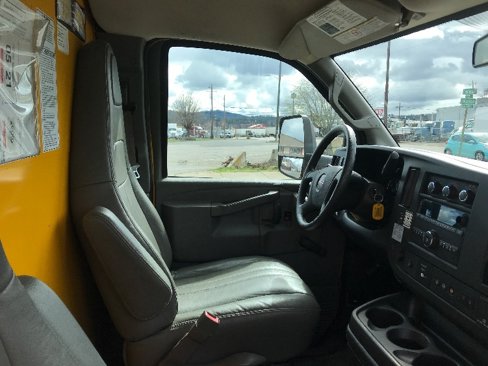 Used 2019 GMC Savana 3500 Extended w/ Driver Convenience Package image 21