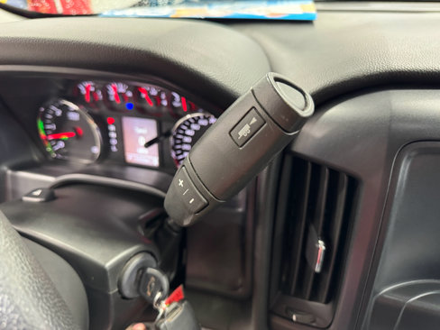 Used 2019 Chevrolet Silverado 1500 Custom w/ Custom Convenience Package image 30