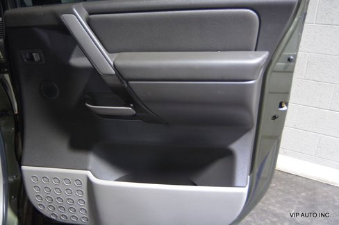Used 2004 Nissan Titan LE image 10