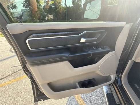 Used 2019 RAM 1500 Big Horn image 21
