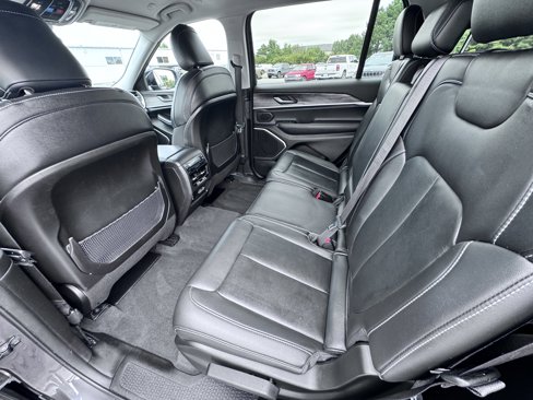 Certified 2022 Jeep Grand Cherokee L Limited image 12