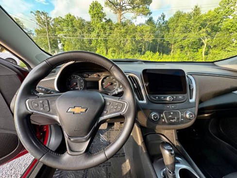 Used 2020 Chevrolet Malibu RS image 15