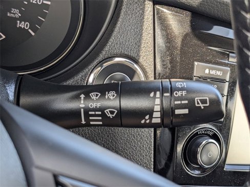 Used 2022 Nissan Rogue Sport SL w/ Premium Package image 33