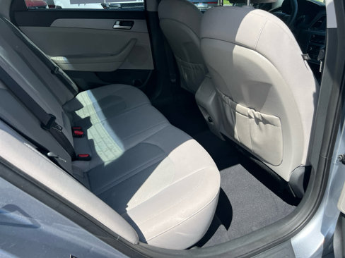 Used 2016 Hyundai Sonata SE w/ Cargo Package image 22