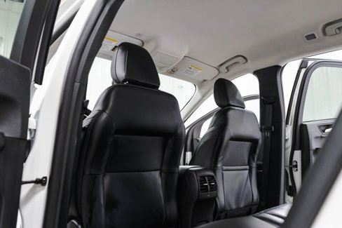 Used 2024 Ford Escape Platinum image 33