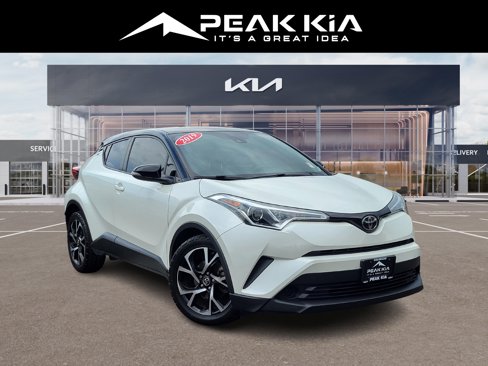 Used 2019 Toyota C-HR XLE image 1