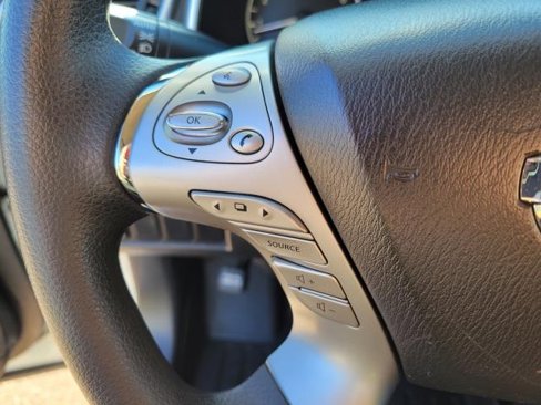 Used 2018 Nissan Murano S image 21