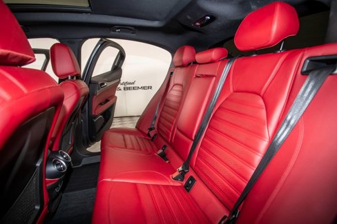 Used 2020 Alfa Romeo Stelvio Ti Sport image 14