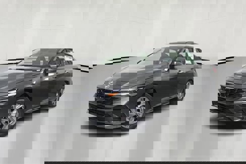 New 2025 Hyundai Elantra SE image 3