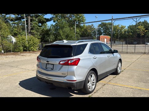 Used 2018 Chevrolet Equinox Premier image 5