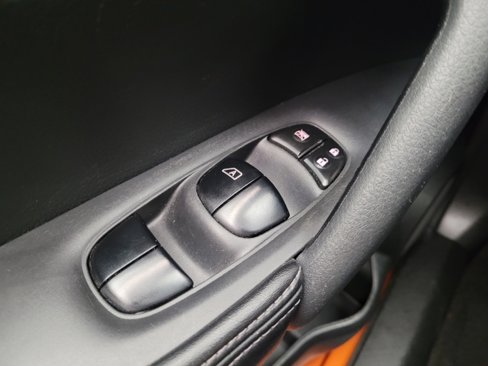 Used 2019 Nissan Rogue SV image 27