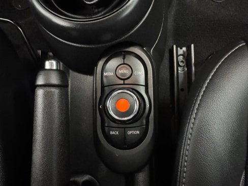 Used 2019 MINI Cooper 2-Door Hardtop image 43