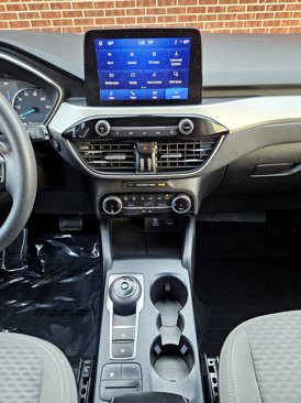 Used 2022 Ford Escape SE image 14