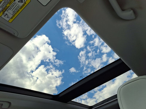 Used 2020 Jeep Renegade Limited w/ UConnect 8.4 Nav Group image 15