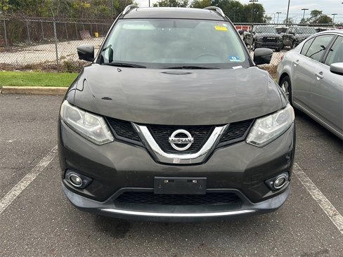Used 2016 Nissan Rogue SL w/ SL Premium Package image 2